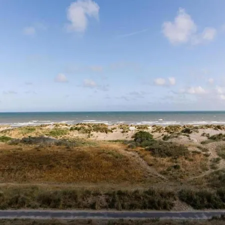 Near The Beach, Cleaning Included *